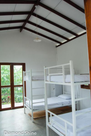 Diamond shine hostal and bunk beds